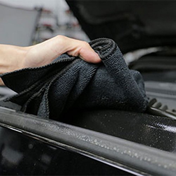 Chemical Guys, Workhorse Professional Grade Microfiber Towel, Black 16 in. x 16 in, (Pack of 3)